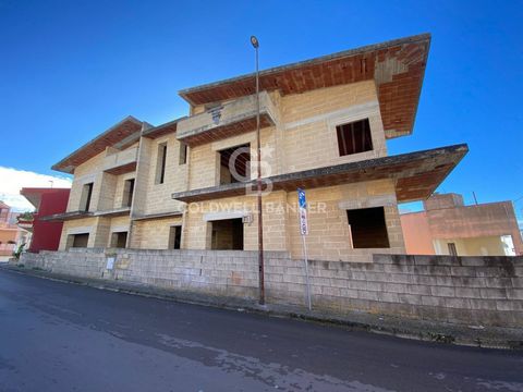 CASARANO - LECCE - SALENTO Casarano, in an area very close to the city centre and a few meters from all the commercial activities of the city, we are pleased to offer for sale a large and bright under-construction building on three levels above groun...