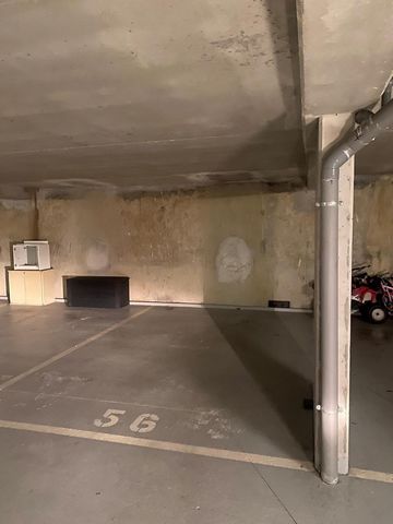 IMMOSCOPE vous propose un place de parking en sous-sol dans une résidence sécurisé rue Marcel SEMBAT a ATHIS-MONS. Pour plus de renseignement contactez-nous au ...