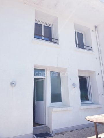 Dpt Charente Maritime (17), à vendre ROYAN appartement T4 - Terrasse