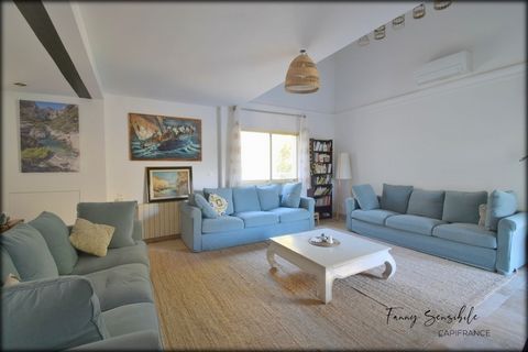Dpt Bouches du Rhône (13), à vendre TRETS maison P7 de 202 m² - Terrain de 4 026,00 m²