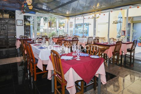 Fantastisches traditionelles portugiesisches Restaurant in Vilamoura. In vollem Betrieb und mit einem riesigen Kundenportfolio, das über mehrere Jahre hinweg geschaffen wurde. Komplett möbliert verkauft Buchen Sie Ihren Besuch!