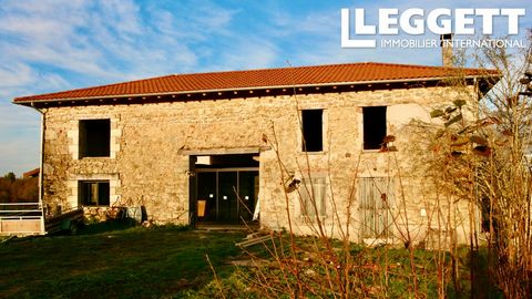 A25303NJH16 - Two lovely old stone buildings, comprising main house and separate garage, to finish renovating. Both have attached gardens and are located in a quiet hamlet near the village of Massignac in the Haute Charente. The main house is being c...