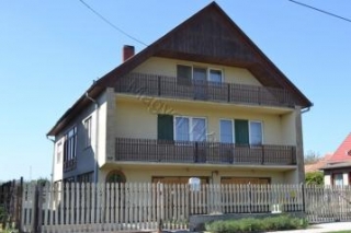 Price: £63,915.00 Category: House Area: 1440 sq.m. Plot Size: 220 sq.m. Bedrooms: 6 Bathrooms: 2 Location: Countryside £63.915 All-in costs, excluding 4% tax Address: Marcali, Somogy , Hungary Category: South & Lake Balaton Property type: House Lot s...