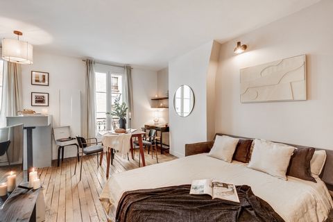 Splendid renovated and furnished apartment on rue Berzélius, in the Batignolles district. It's on the 3rd floor, close to the Porte de Clichy and Brochant stations. Nearby attractions include Parc Clichy-Batignolles - Martin Luther King and Odéon-Thé...