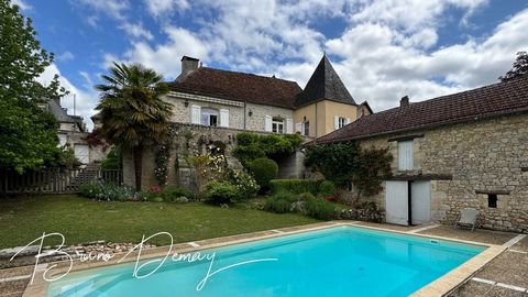 Dpt Dordogne (24), maison P9 de 221 m² Hab. - Terrain de 3 078,00 m²