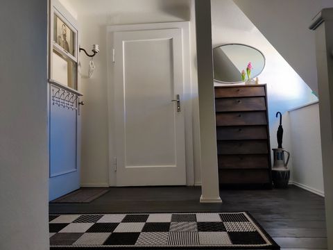 the 55 m² furnished attic apartment is located in Radebeul West in a historic house. (https://de.wikipedia.org/wiki/Einfamilienhaus_Hellmuth_Schiffner) In a few walking minutes, you can reach all amenities like the S-Bahn, tram, bus, and all sorts of...
