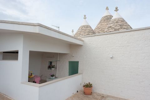 The Trulli di Mina consist of two adjacent but independent residential units, Trullo Girasole and Lamia Fresia (IT-70010-2601). Trullo Girasole consists of 2 bedrooms, 1 double and 1 single, 1 family bathroom with shower, 1 very large living room wit...