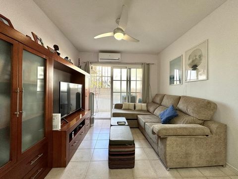 Apartment for Sale in San Fernando de Maspalomas Are you looking for your dream home? At Nordicway, we offer this cozy apartment for sale in the heart of San Fernando de Maspalomas, just behind the church, where you’ll find easy access to all kinds o...