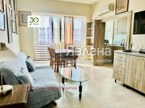 Yavlena Agency offers exclusively for sale a one-bedroom brick apartment located in the very heart of Varna, steps away from the Humanitarian High School and all the central amenities of the city. The apartment is located on the 6th floor in a well-m...