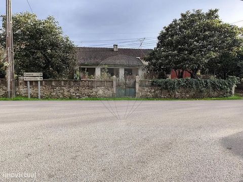 Villa met 3 slaapkamers te koop in Troviscal Beschrijving: We presenteren een eengezinswoning met 3 slaapkamers, gelegen in Troviscal. Dit pand, dat wat restauratiewerkzaamheden nodig heeft, biedt een groot potentieel voor wie op zoek is naar een rui...