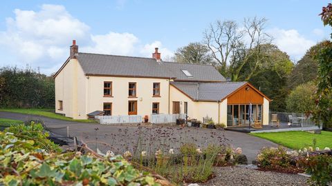 Fine and Country West Wales are thrilled to present the extraordinary residence of Glandwr Onest, a truly remarkable detached property set within approximately 22 acres of breathtaking countryside in the heart of West Wales and Pembrokeshire. This ex...