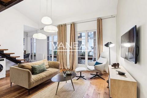 The Vaneau Luxembourg agency presents for sale this magnificent 51 m2 pied-à-terre, completely refurbished by architect with high-end materials, located in the very prestigious rue du Cherche Midi. This two-room apartment is composed of an entrance o...