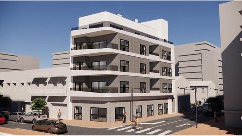 Immosol Presenta el Edificio Aqua: Tu Oportunidad Única en la Costa Blanca. Compra Directa del Promotor. Te invitamos a descubrir el Ático de Lujo en La Mata, Torrevieja, situado a tan solo 200 metros del mar. Este espacio excepcional combina la eleg...