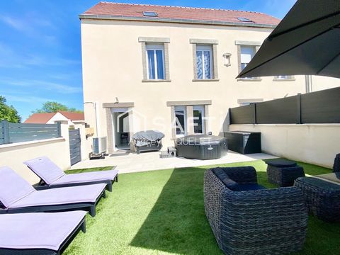 maison jumelée dans une bâtisse de caractère alliant modernité et charme de l’ancien