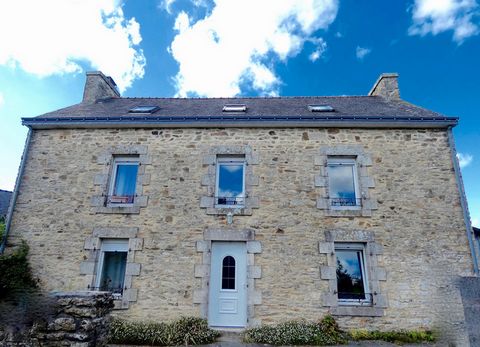 Maison familiale de 167 m2 rénovée située au calme