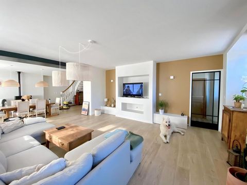 Maison ancienne entièrement restaurée proche de Pau