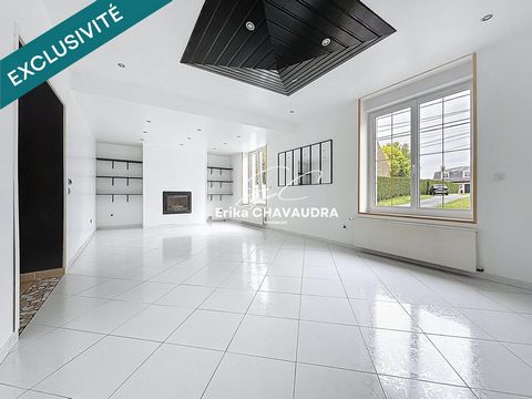 maison de ville, parking privée derrière portail