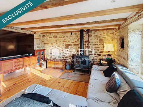 Charmante maison en pierres avec dépendances et champ 1hect