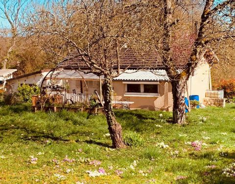 Maison 2 ch - Jardin 2483m² - 5 places parking - Vue dégagée magnifique - calme - Proche Maule 78580