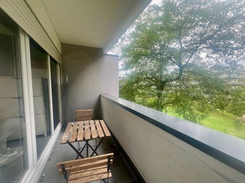 Appartement T4 – trois balcons – Place de stationnement - Lormont