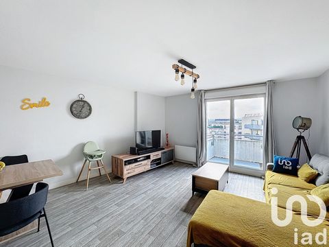 iad France - Julien Gatti vous propose: *** Seulement chez iad *** Meaux Cité Administrative *** Gare à pied *** 5è et dernier étage *** Balcon exposé Sud *** Suite parentale *** Place de parking en sous sol *** Cuisine équipée *** Pas de Travaux ***...